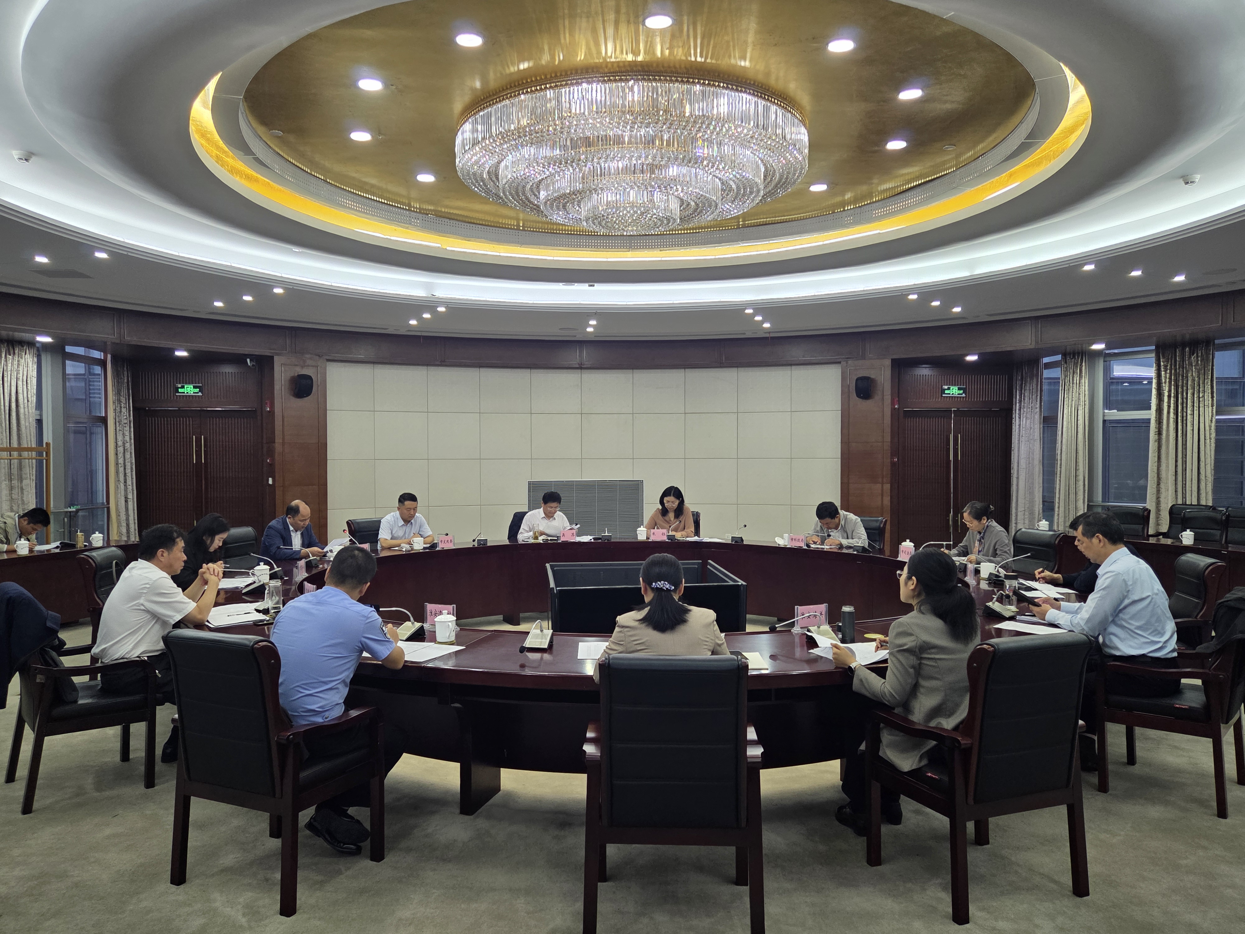 推进国际化营商环境建设专题座谈会召开